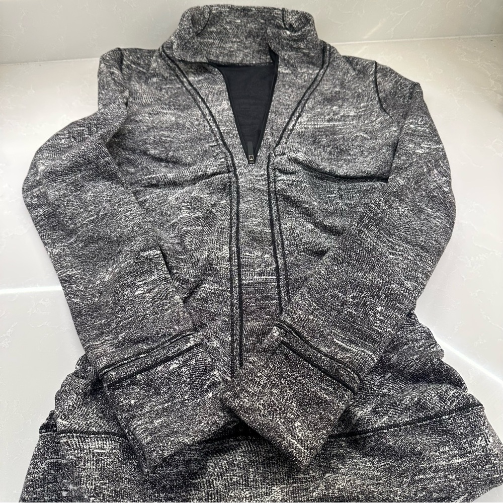 Lululemon Women's Cypress Kiss 1/2 Zip Rush Jacquard Black White Size 2